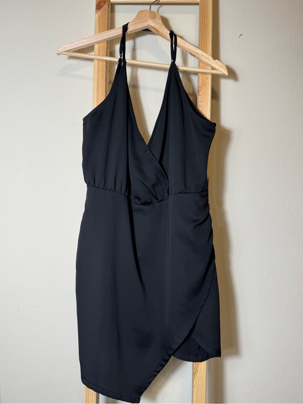 Tobi Asymmetrical Faux Wrap Mini Cocktail Dress Black Large - Picture 2 of 9